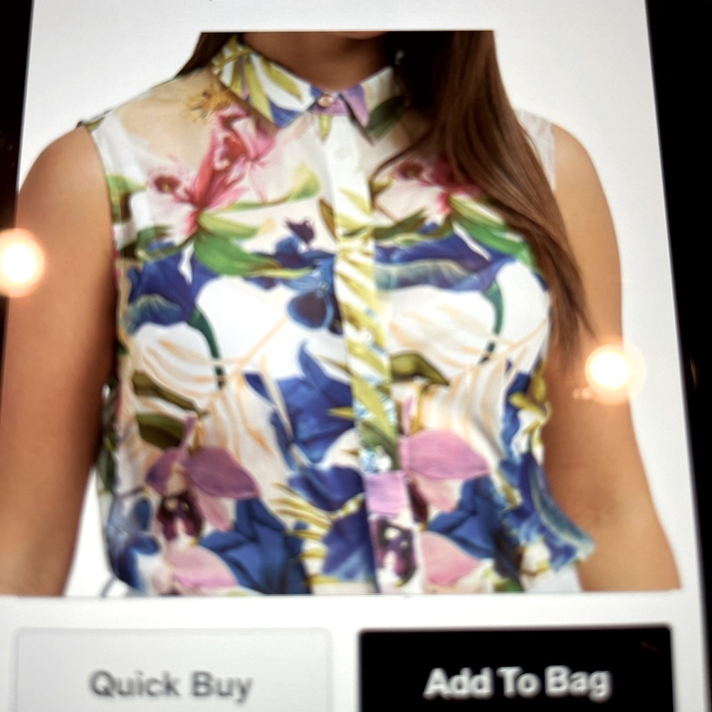 Sleeveless shirt SZ XL by Guess NWT